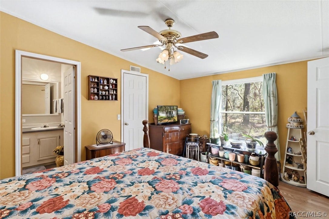 5739 W Holiday Street, Homosassa, FL 34446 5739 W Holiday Street, Homosassa, FL 34446