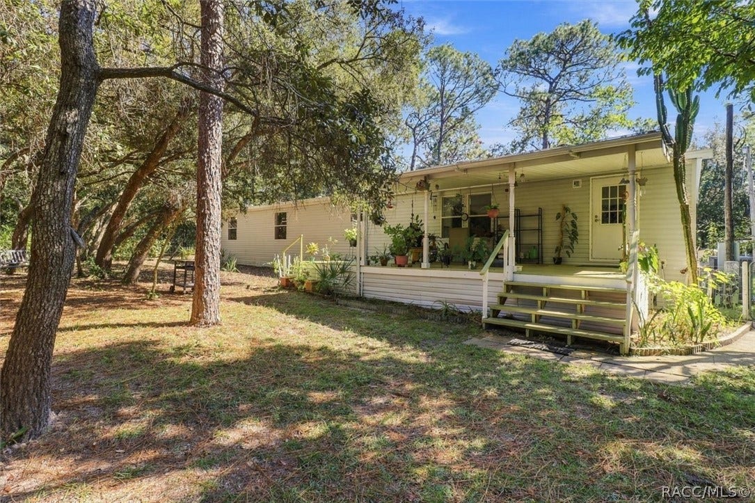 5739 W Holiday Street, Homosassa, FL 34446 5739 W Holiday Street, Homosassa, FL 34446