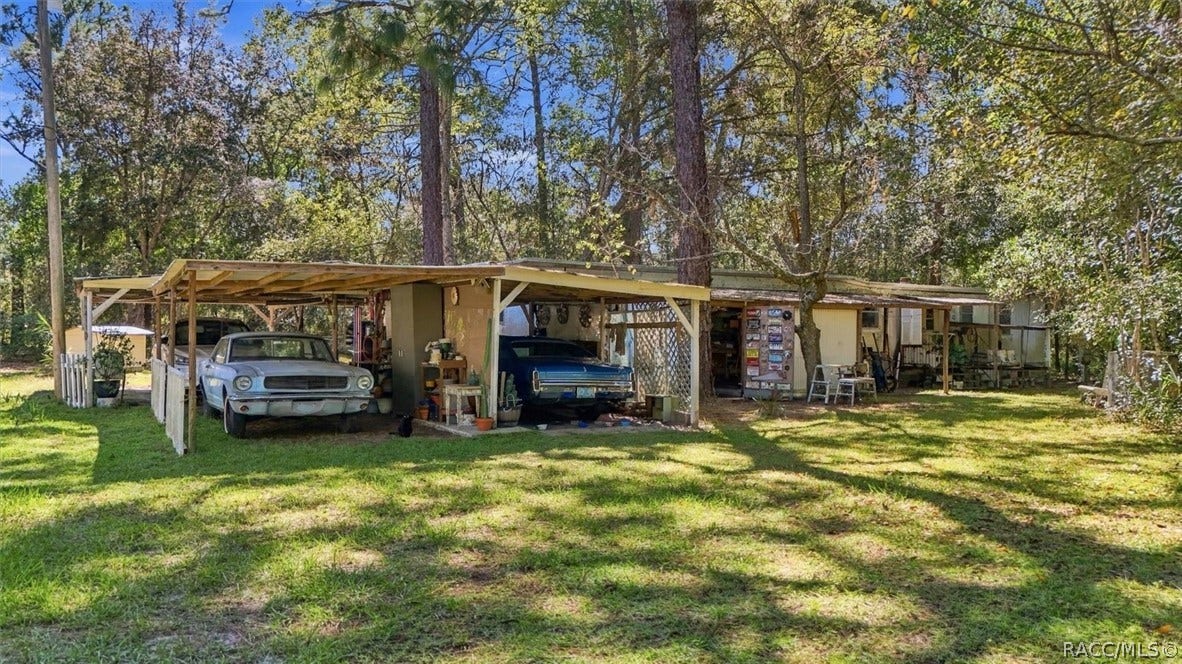 5739 W Holiday Street, Homosassa, FL 34446 5739 W Holiday Street, Homosassa, FL 34446