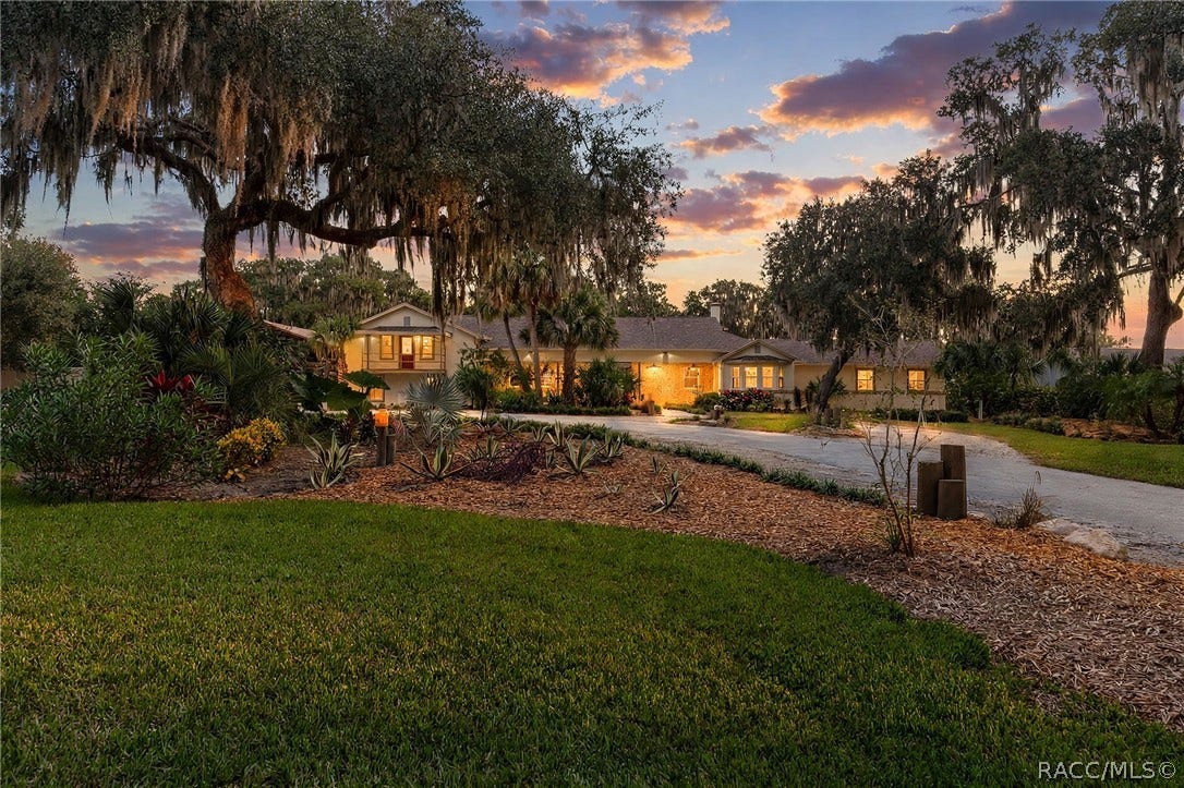 7728 E Allen Drive, Inverness, FL 34450 7728 E Allen Drive, Inverness, FL 34450