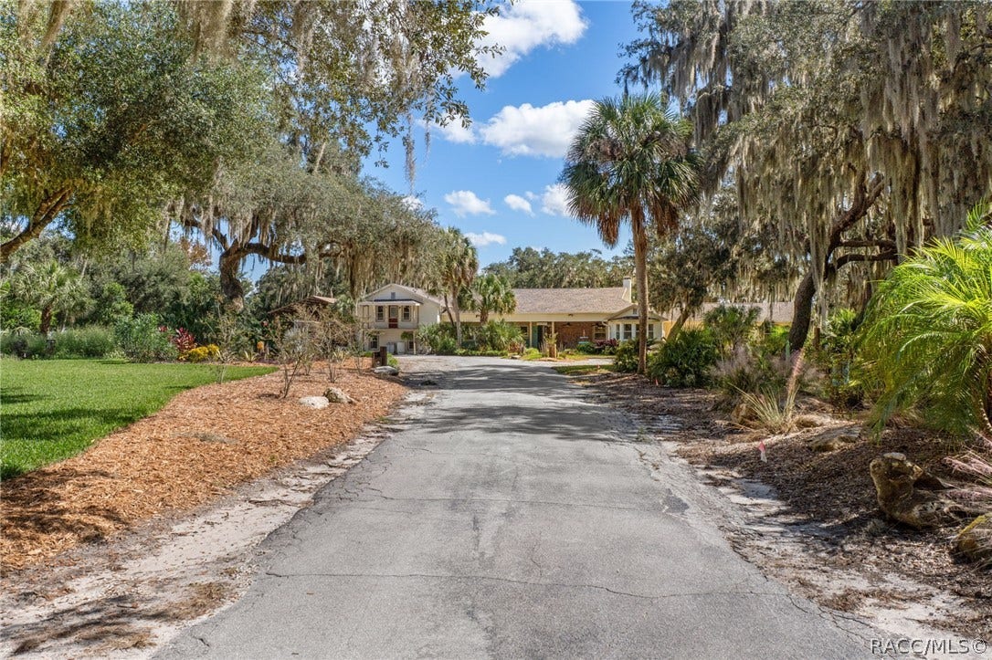 7728 E Allen Drive, Inverness, FL 34450 7728 E Allen Drive, Inverness, FL 34450