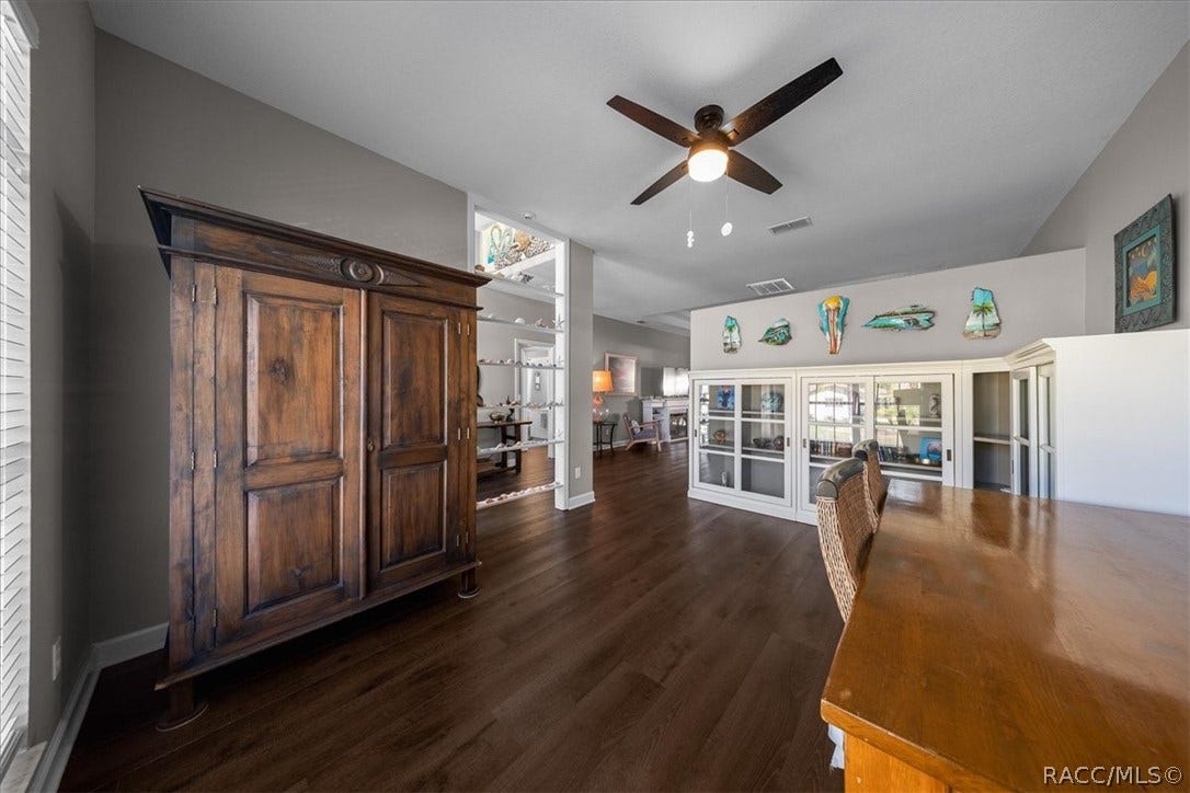 1927 SE 4th Avenue, Crystal River, FL 34429