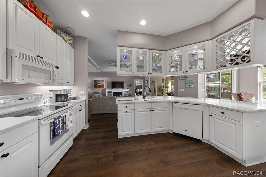 1927 SE 4th Avenue, Crystal River, FL 34429