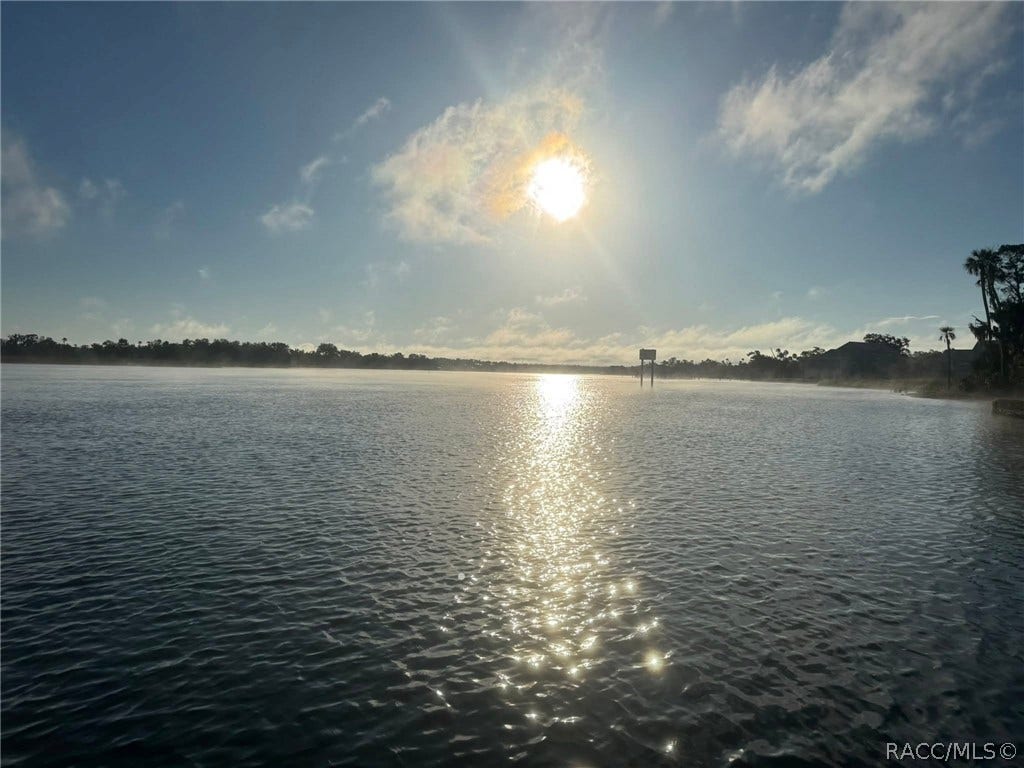 1927 SE 4th Avenue, Crystal River, FL 34429