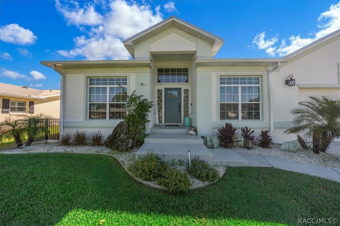 1927 SE 4th Avenue, Crystal River, FL 34429