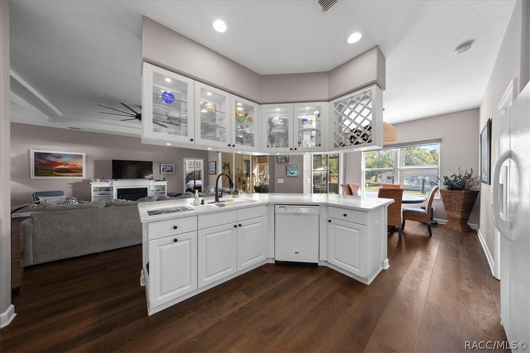 1927 SE 4th Avenue, Crystal River, FL 34429
