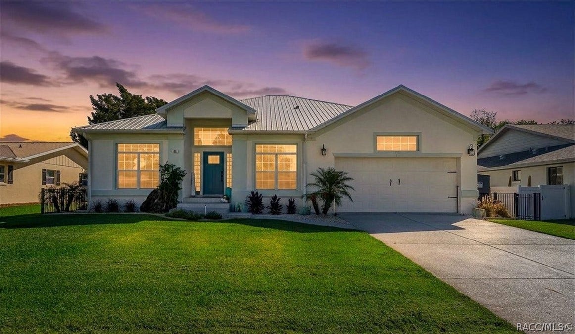 1927 SE 4th Avenue, Crystal River, FL 34429