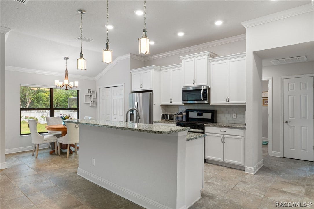 3525 N Chandler Drive, Hernando, FL 34442 3525 N Chandler Drive, Hernando, FL 34442