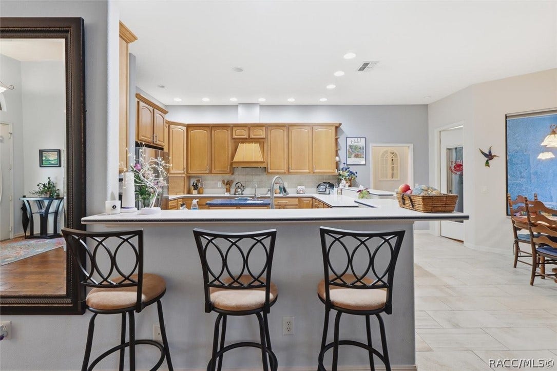 Breakfast Bar