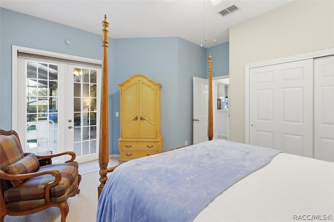 2nd Bedroom with lanai access