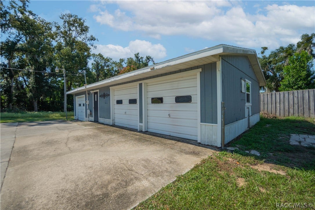 302 S Apopka Avenue, Inverness, FL 34452 302 S Apopka Avenue, Inverness, FL 34452