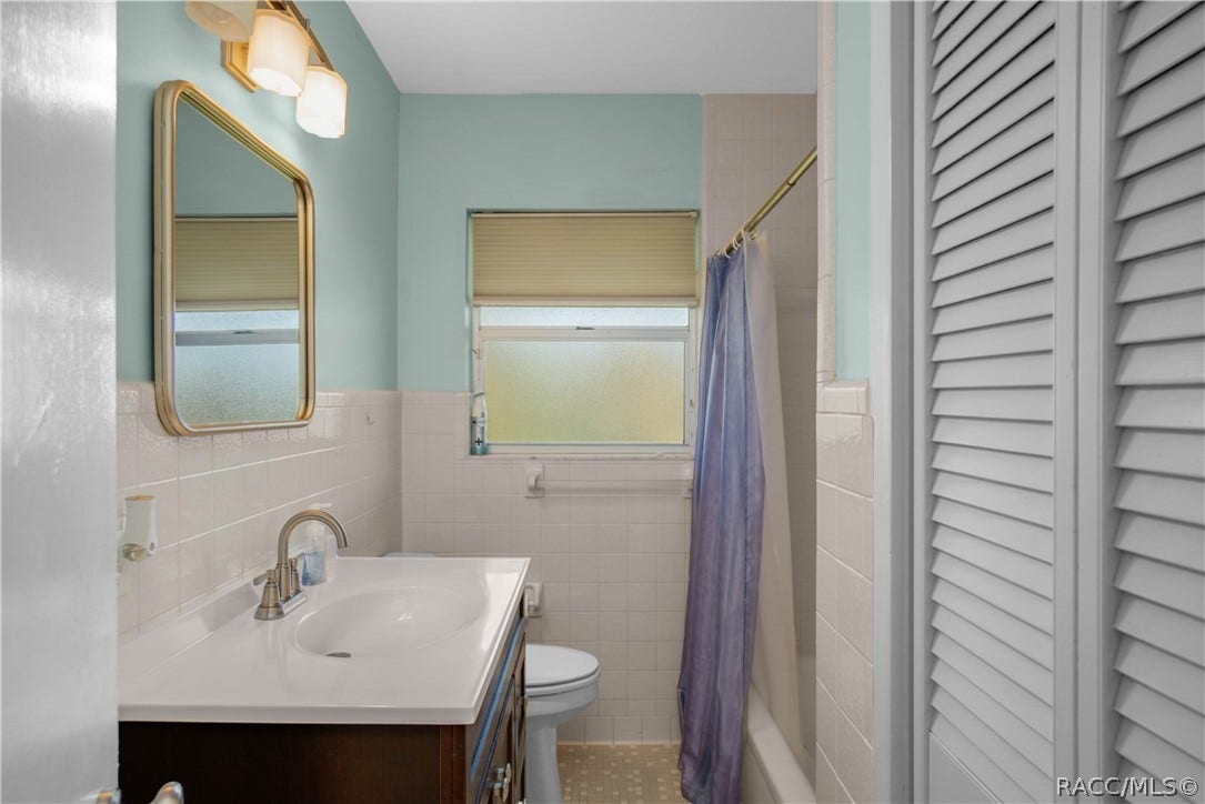 302 S Apopka Avenue, Inverness, FL 34452 302 S Apopka Avenue, Inverness, FL 34452