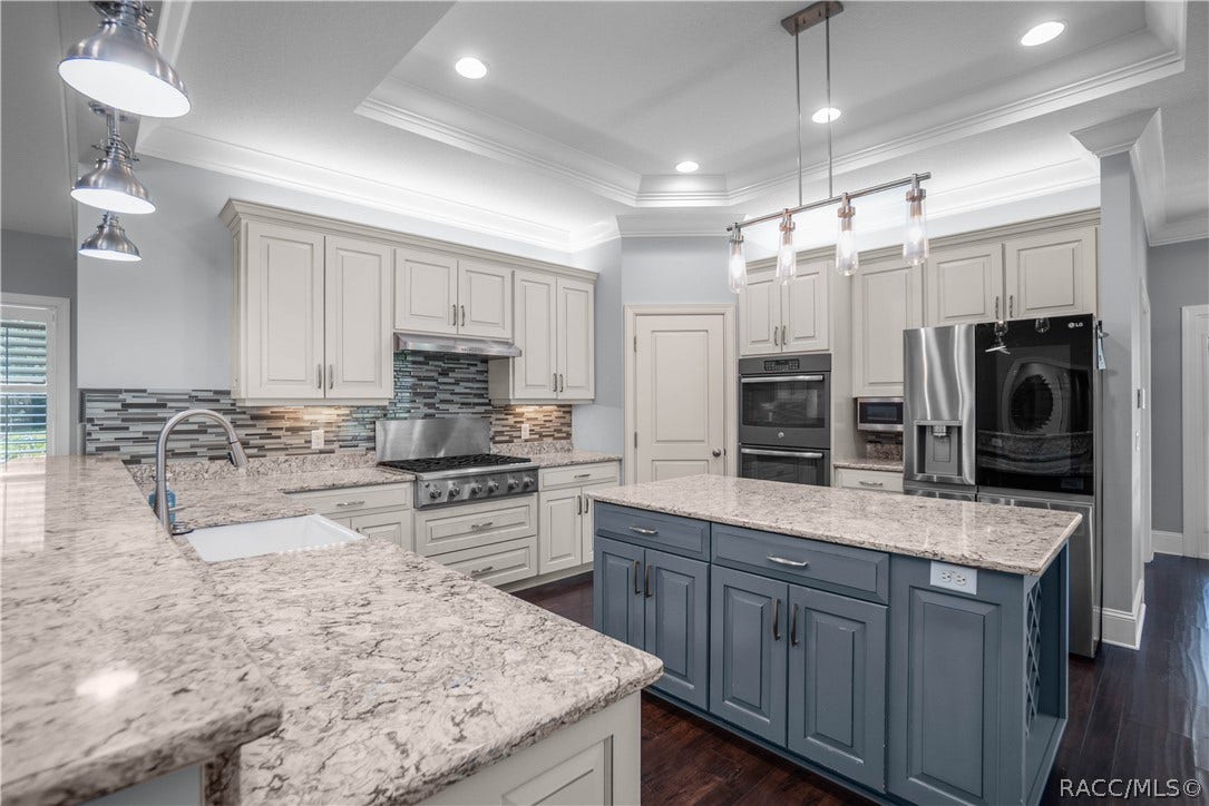 302 S Apopka Avenue, Inverness, FL 34452 302 S Apopka Avenue, Inverness, FL 34452