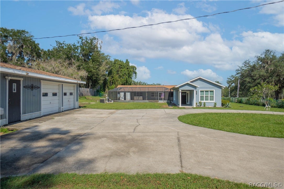 302 S Apopka Avenue, Inverness, FL 34452 302 S Apopka Avenue, Inverness, FL 34452