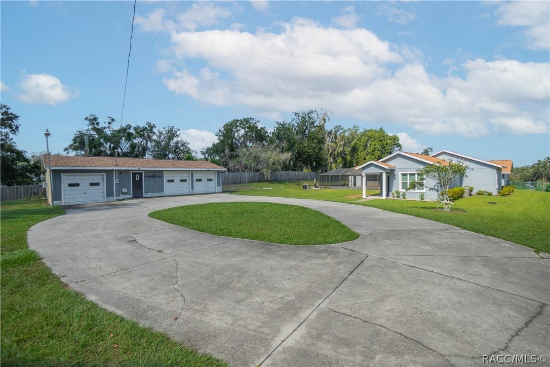 302 S Apopka Avenue, Inverness, FL 34452 302 S Apopka Avenue, Inverness, FL 34452