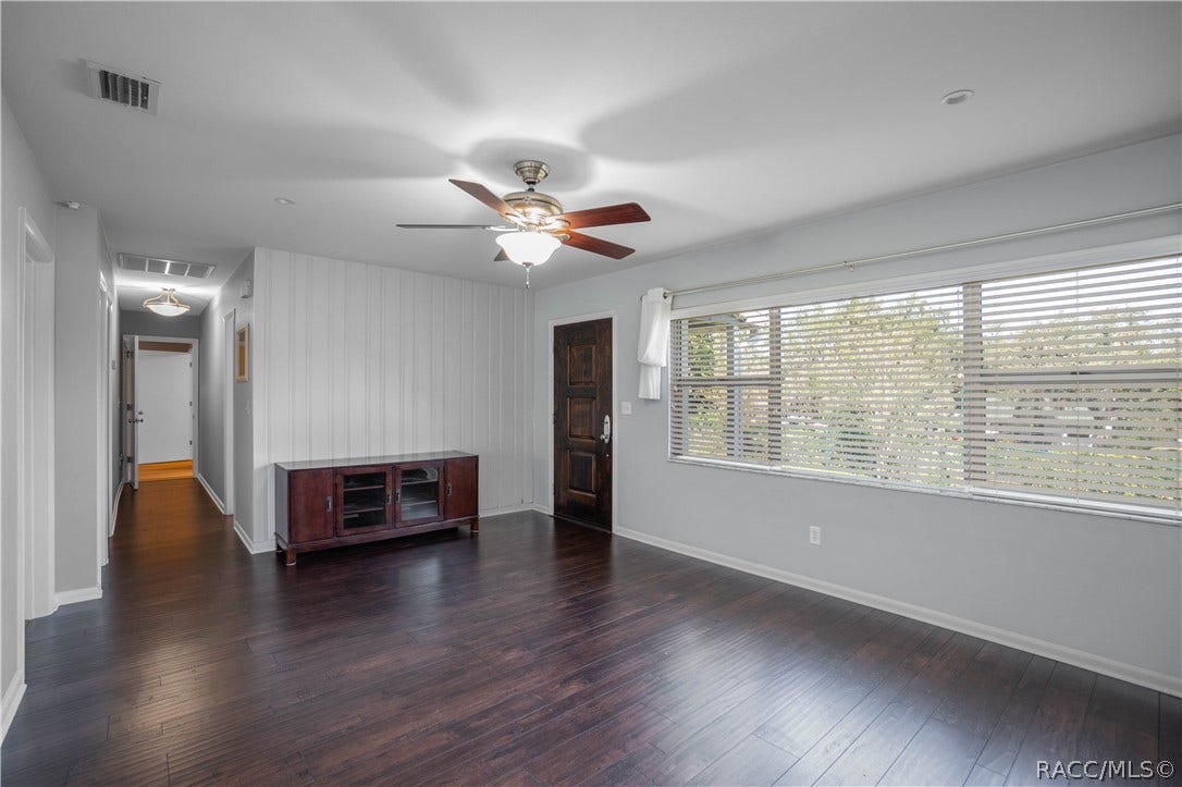 302 S Apopka Avenue, Inverness, FL 34452 302 S Apopka Avenue, Inverness, FL 34452