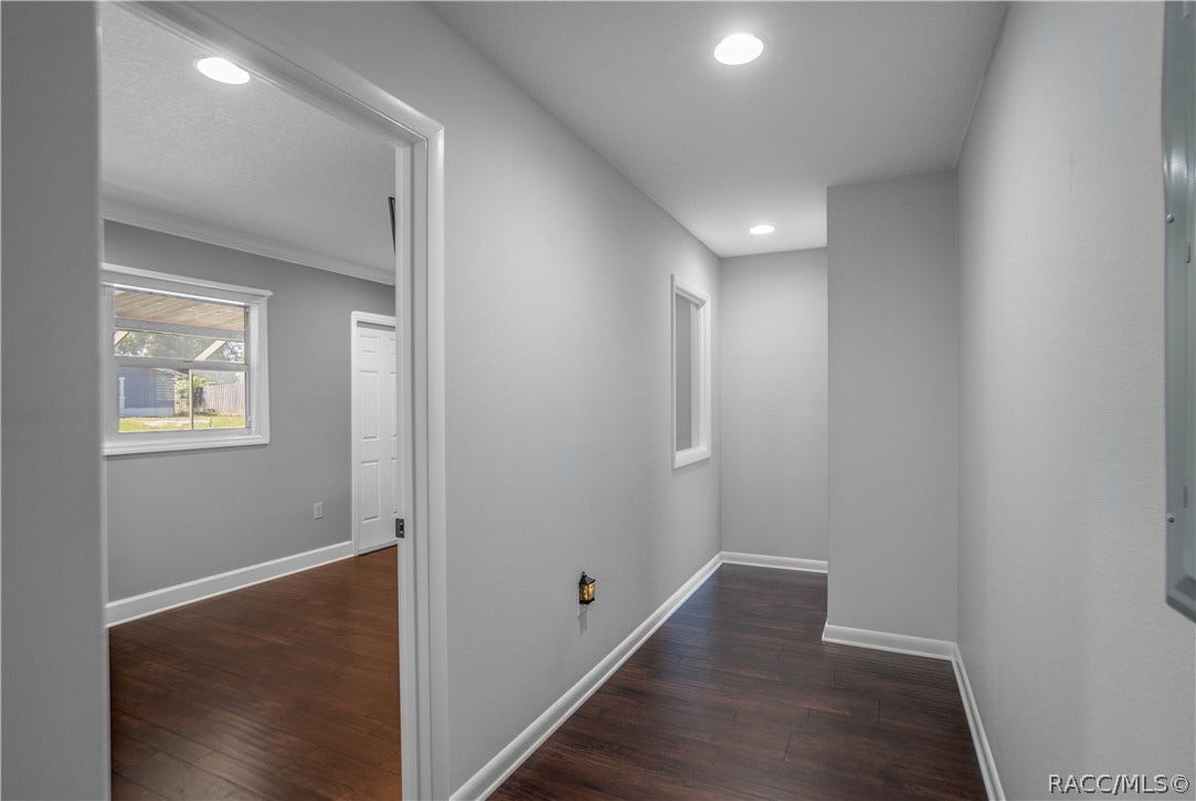 302 S Apopka Avenue, Inverness, FL 34452 302 S Apopka Avenue, Inverness, FL 34452