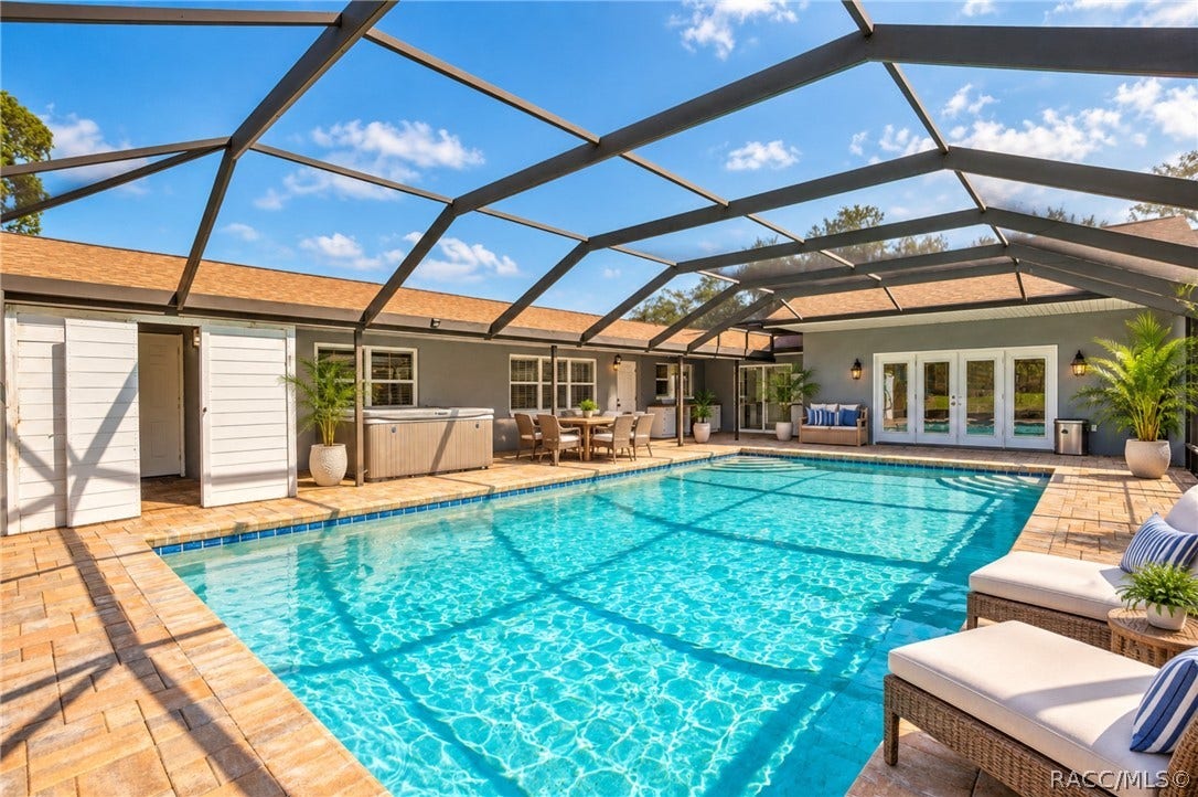 302 S Apopka Avenue, Inverness, FL 34452 VS