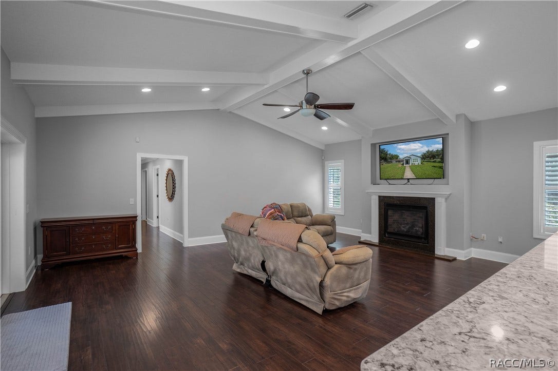 302 S Apopka Avenue, Inverness, FL 34452 302 S Apopka Avenue, Inverness, FL 34452
