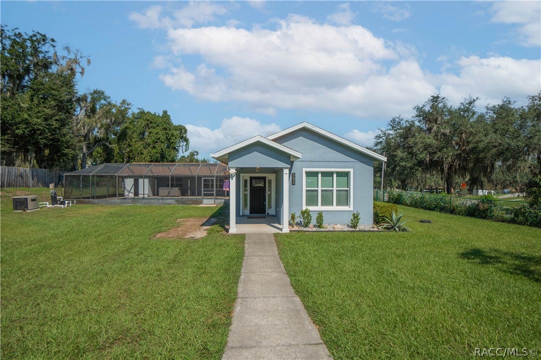 302 S Apopka Avenue, Inverness, FL 34452 302 S Apopka Avenue, Inverness, FL 34452