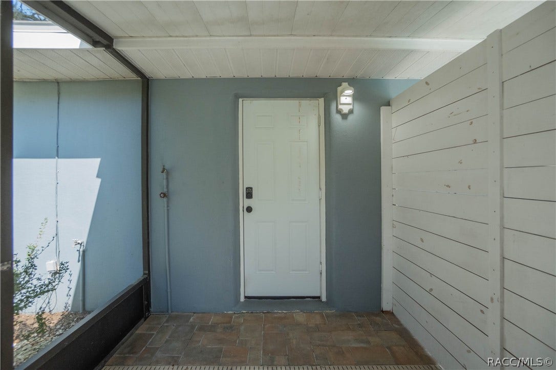 302 S Apopka Avenue, Inverness, FL 34452 302 S Apopka Avenue, Inverness, FL 34452
