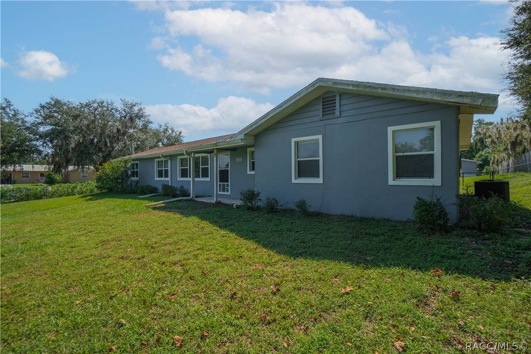 302 S Apopka Avenue, Inverness, FL 34452 302 S Apopka Avenue, Inverness, FL 34452