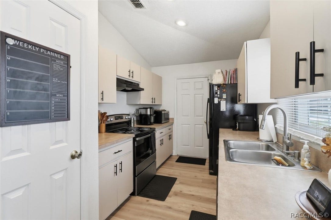 1573 W Elder Lane, Citrus Springs, FL 34434 1573 W Elder Lane, Citrus Springs, FL 34434