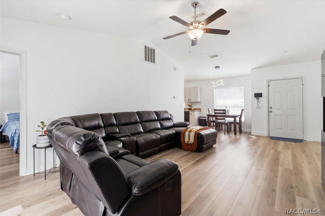 1573 W Elder Lane, Citrus Springs, FL 34434 1573 W Elder Lane, Citrus Springs, FL 34434