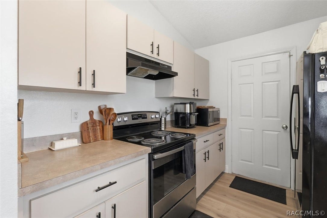 1573 W Elder Lane, Citrus Springs, FL 34434 1573 W Elder Lane, Citrus Springs, FL 34434