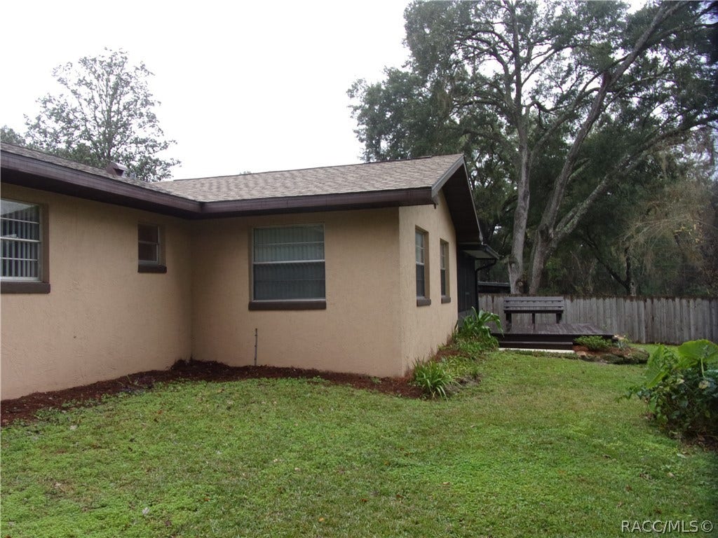 6715 E Red Robin Lane, Inverness, FL 34452 6715 E Red Robin Lane, Inverness, FL 34452