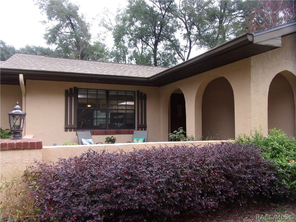 6715 E Red Robin Lane, Inverness, FL 34452 6715 E Red Robin Lane, Inverness, FL 34452