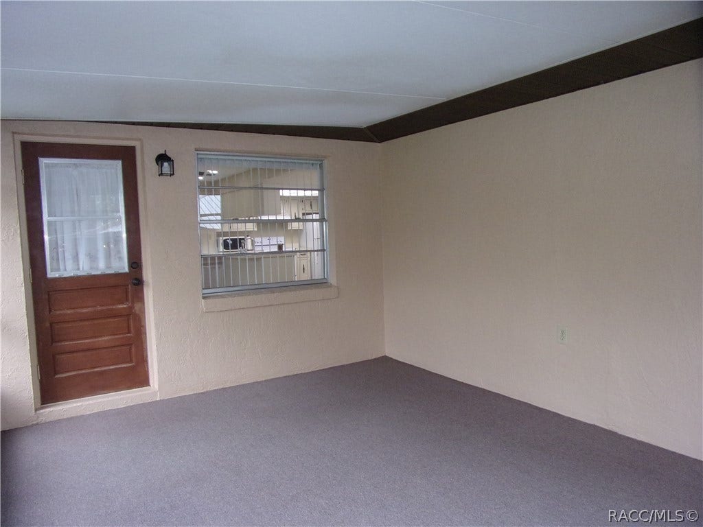 6715 E Red Robin Lane, Inverness, FL 34452 6715 E Red Robin Lane, Inverness, FL 34452