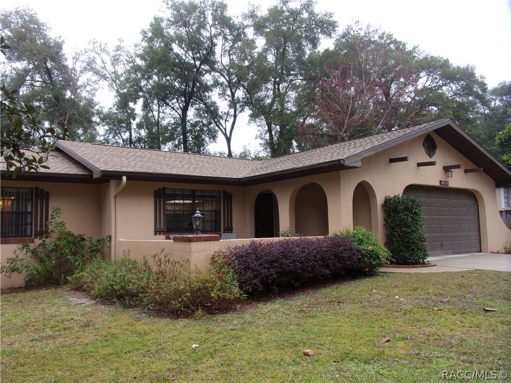 6715 E Red Robin Lane, Inverness, FL 34452 6715 E Red Robin Lane, Inverness, FL 34452