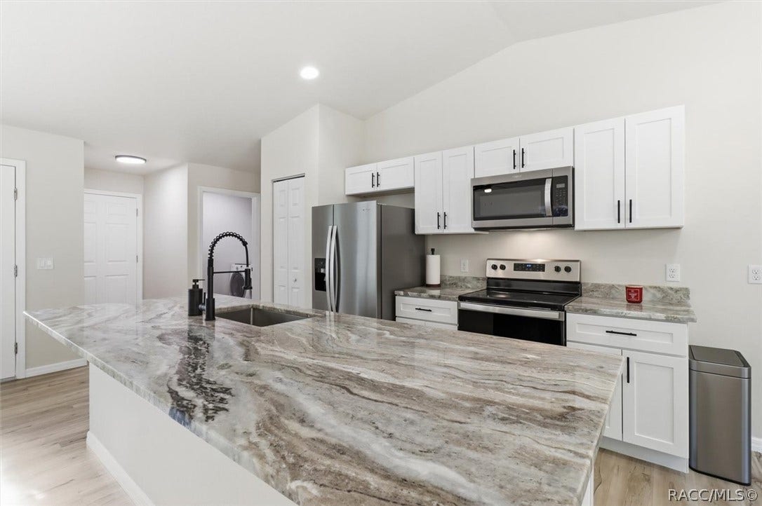 9025 N Hammond Way, Citrus Springs, FL 34434 9025 N Hammond Way, Citrus Springs, FL 34434
