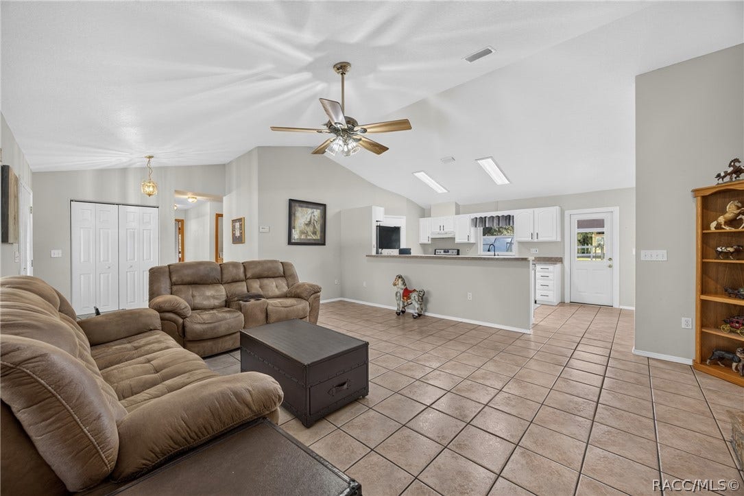2702 E Possum Court, Inverness, FL 34452