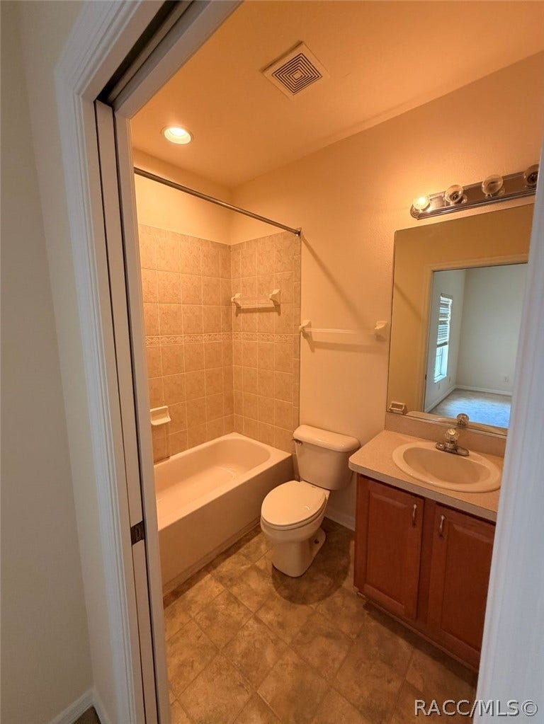 1586 W Spring Meadow Loop, Lecanto, FL 34461 1586 W Spring Meadow Loop, Lecanto, FL 34461