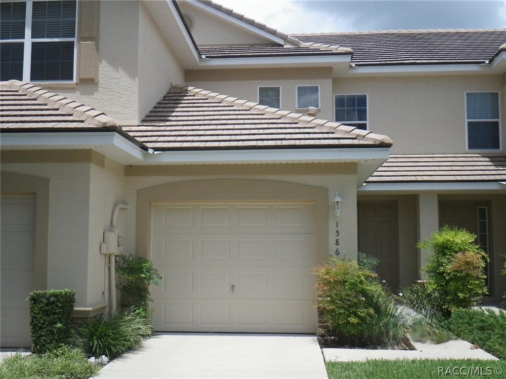 1586 W Spring Meadow Loop, Lecanto, FL 34461 1586 W Spring Meadow Loop, Lecanto, FL 34461