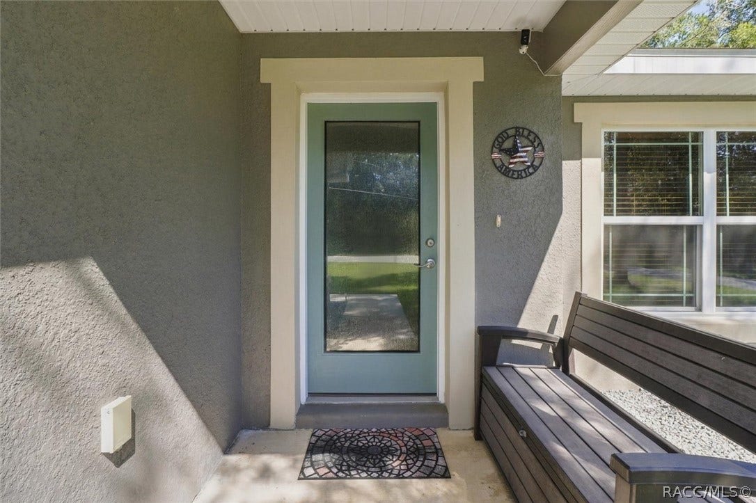 9535 N Aquarius Drive, Citrus Springs, FL 34434