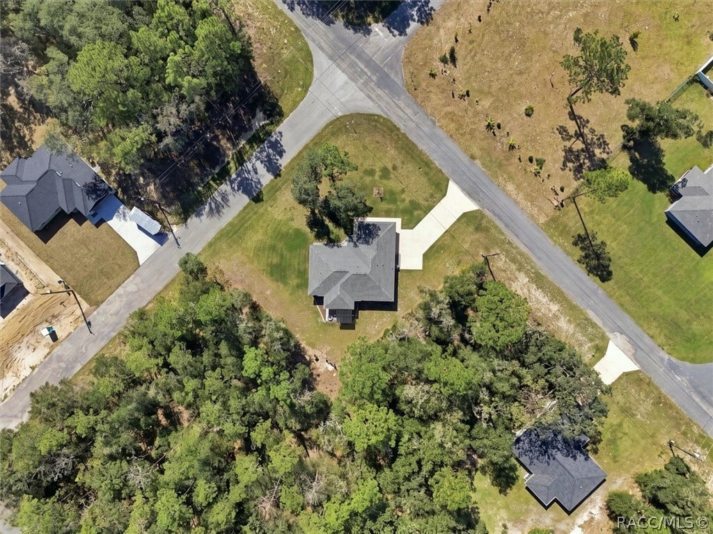 9535 N Aquarius Drive, Citrus Springs, FL 34434