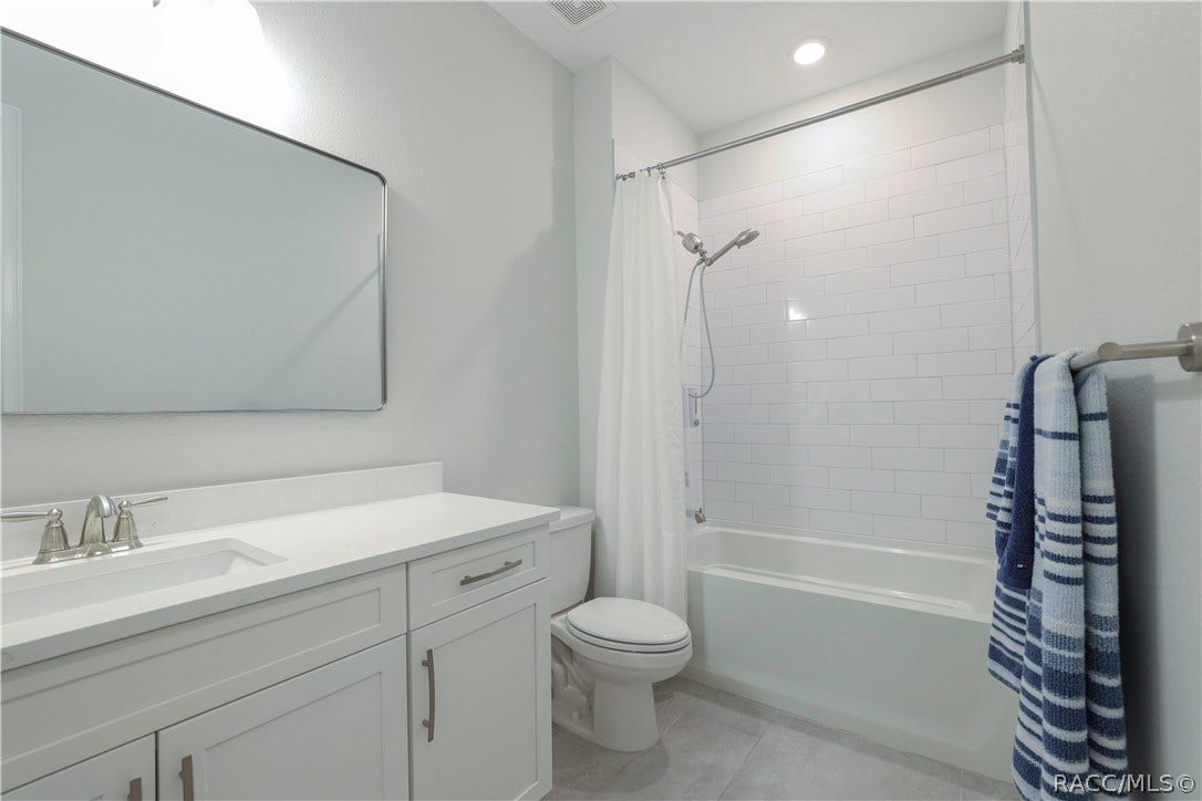 4942 N Baywood Drive, Beverly Hills, FL 34465