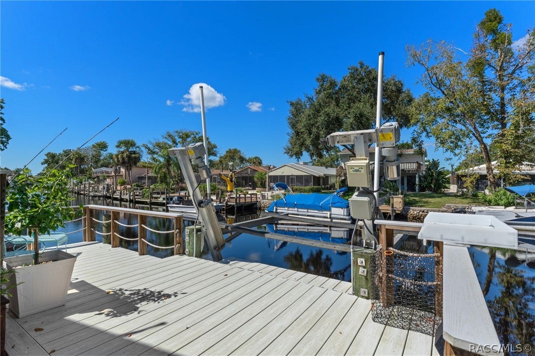 5198 S Riverview Circle, Homosassa, FL 34448 5198 S Riverview Circle, Homosassa, FL 34448