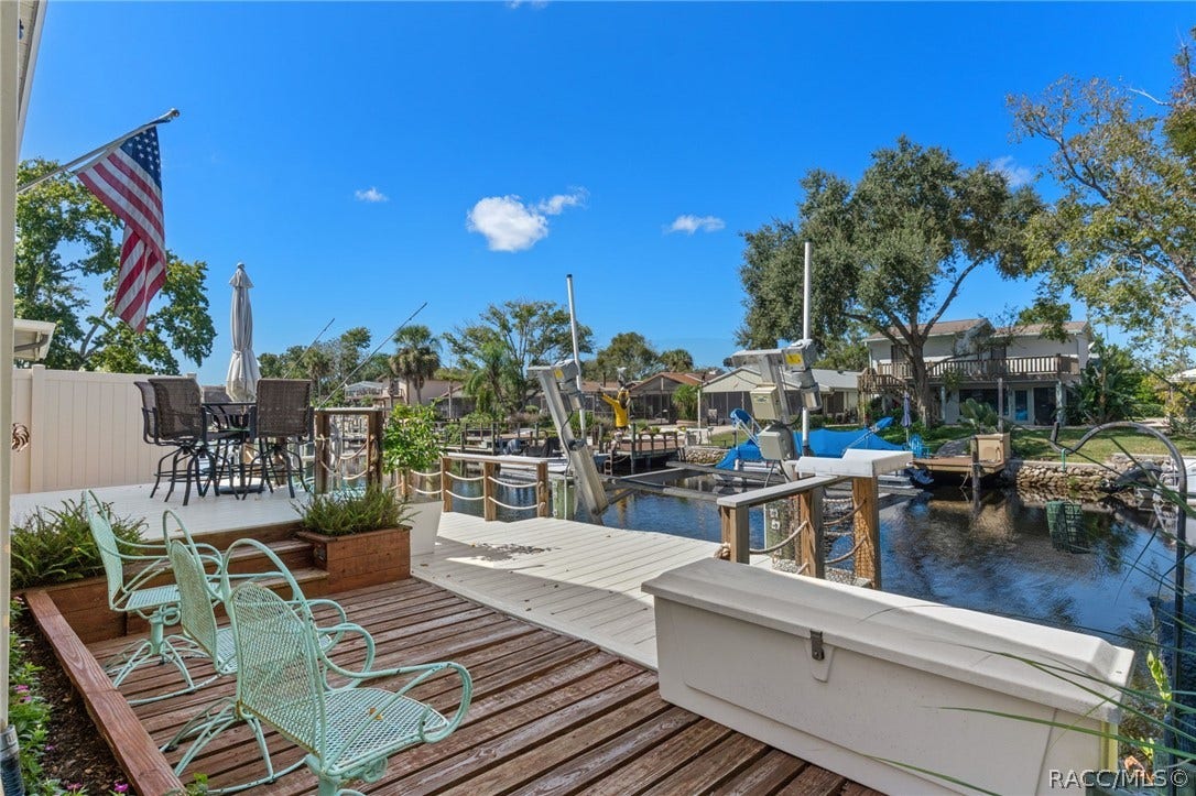 5198 S Riverview Circle, Homosassa, FL 34448 5198 S Riverview Circle, Homosassa, FL 34448