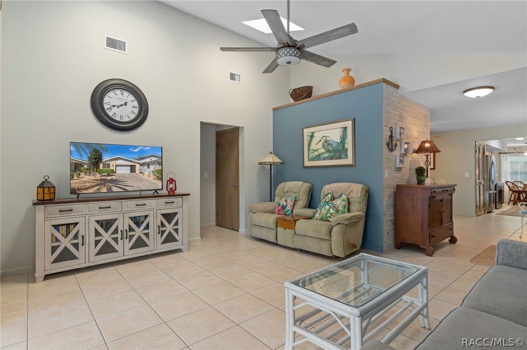 5198 S Riverview Circle, Homosassa, FL 34448 5198 S Riverview Circle, Homosassa, FL 34448