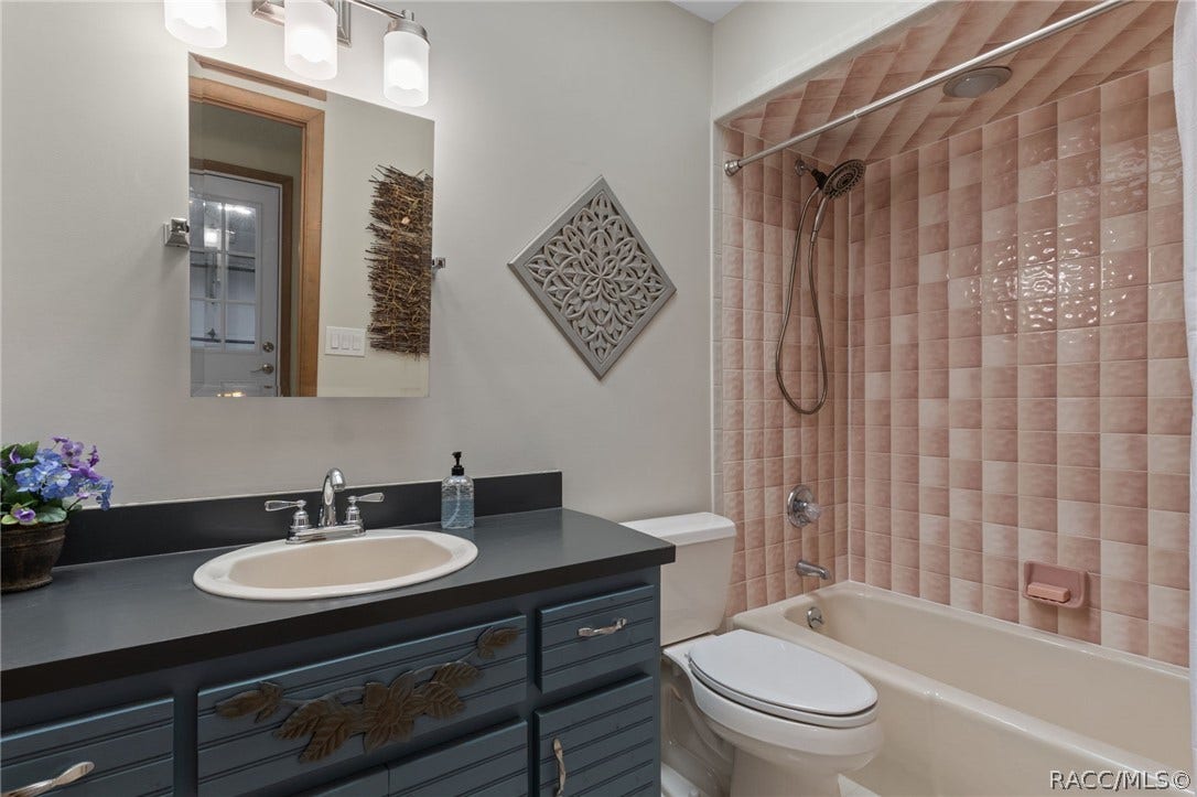 5198 S Riverview Circle, Homosassa, FL 34448 5198 S Riverview Circle, Homosassa, FL 34448
