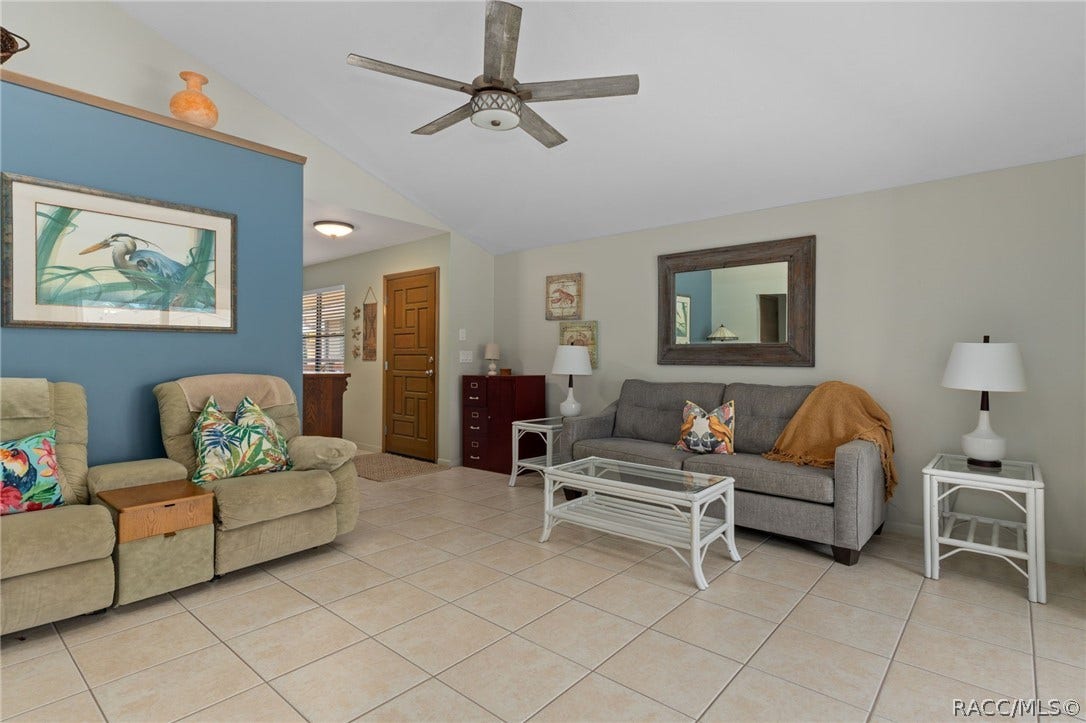 5198 S Riverview Circle, Homosassa, FL 34448 5198 S Riverview Circle, Homosassa, FL 34448