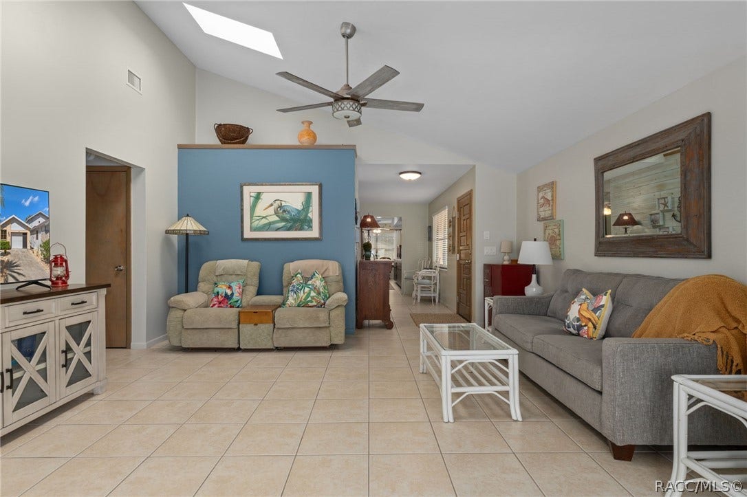 5198 S Riverview Circle, Homosassa, FL 34448 5198 S Riverview Circle, Homosassa, FL 34448