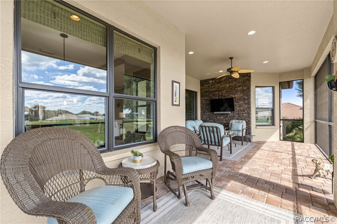 212 W Doerr Path, Hernando, FL 34442 212 W Doerr Path, Hernando, FL 34442