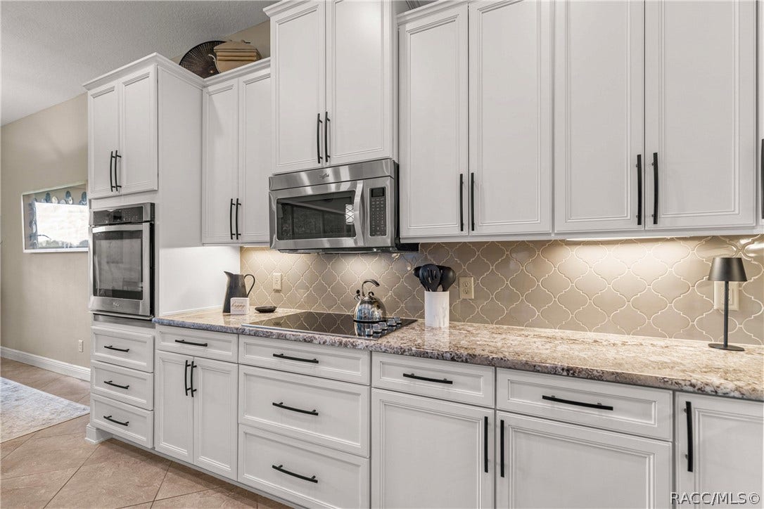 212 W Doerr Path, Hernando, FL 34442 212 W Doerr Path, Hernando, FL 34442
