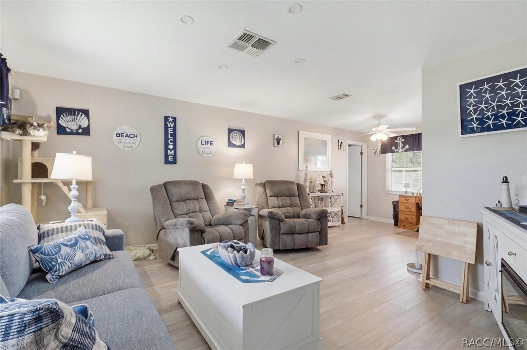 169 W Sugarberry Lane, Beverly Hills, FL 34465 169 W Sugarberry Lane, Beverly Hills, FL 34465