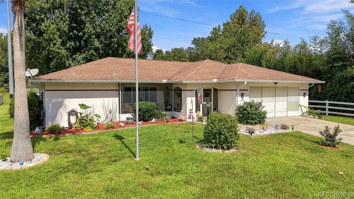 169 W Sugarberry Lane, Beverly Hills, FL 34465 169 W Sugarberry Lane, Beverly Hills, FL 34465